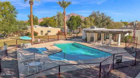 Exterior - 4834 Earll Dr E, Phoenix, AZ 85018 photo 9 of 10