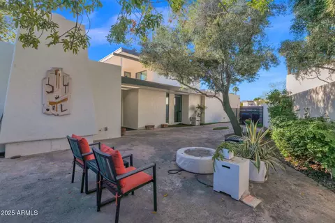 Exterior - 4834 Earll Dr E, Phoenix, AZ 85018 photo 4 of 10