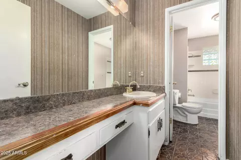 8236 N 15th Dr, Phoenix, AZ 85021 photo 22