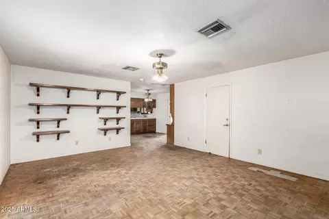 8236 N 15th Dr, Phoenix, AZ 85021 photo 8