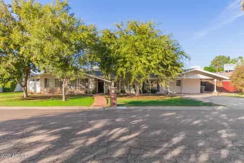 8236 N 15th Dr, Phoenix, AZ 85021