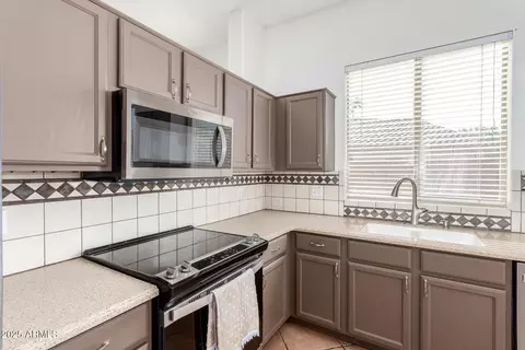 884 S Jacob St, Gilbert, AZ 85296 photo 10