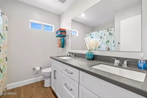 2915 E Vista Dr, Phoenix, AZ 85032 photo 23