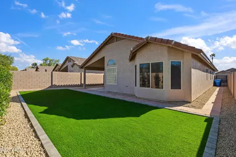 Exterior - 4438 E Rowel Rd, Phoenix, AZ 85050 photo 1 of 4