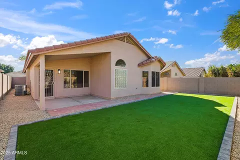 Exterior - 4438 E Rowel Rd, Phoenix, AZ 85050 photo 4 of 4