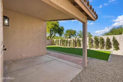 Exterior - 4438 E Rowel Rd, Phoenix, AZ 85050 photo 3 of 4