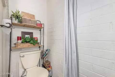 Bath - 6107 E Duncan St, Mesa, AZ 85205 photo 1 of 2