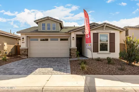5335 W Las Palmaritas Dr, Glendale, AZ 85302