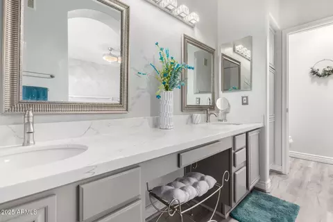Bath - 5015 E Cheyenne Dr #31, Phoenix, AZ 85044 photo 3 of 5