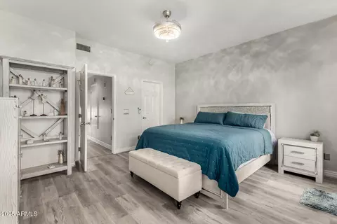 Bedroom - 5015 E Cheyenne Dr #31, Phoenix, AZ 85044 photo 2 of 5