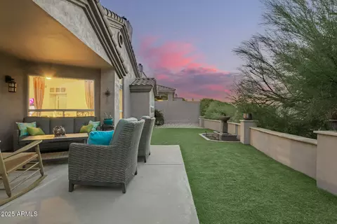 Exterior - 1706 E Waltann Ln, Phoenix, AZ 85022 photo 6 of 8
