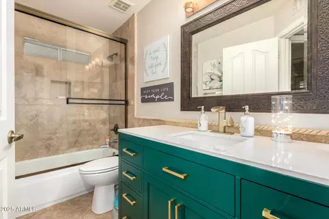 Bath - 1706 E Waltann Ln, Phoenix, AZ 85022 photo 4 of 4