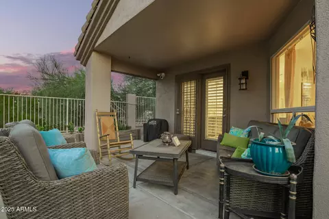 Exterior - 1706 E Waltann Ln, Phoenix, AZ 85022 photo 5 of 8
