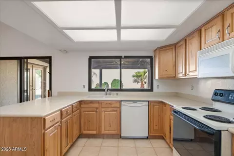 Kitchen - 406 E Barbara Dr, Tempe, AZ 85288 photo 3 of 4