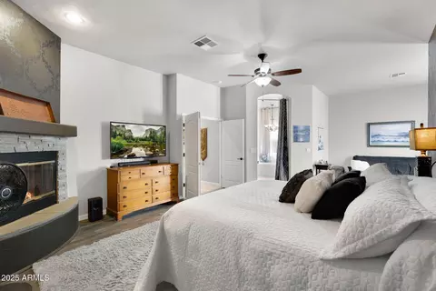 Bedroom - 907 E Carlise Rd, Phoenix, AZ 85086 photo 3 of 3