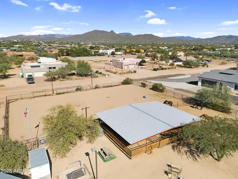 View/Area - 907 E Carlise Rd, Phoenix, AZ 85086 photo 14 of 14