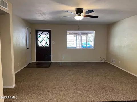 Living - 211 E Forest Dr, Payson, AZ 85541 photo 1 of 6