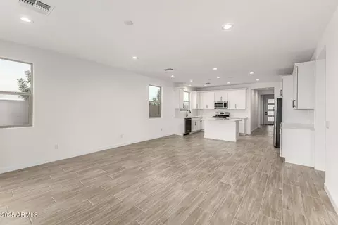 5423 W Royal Palm Rd, Glendale, AZ 85302 photo 10