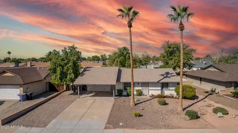 2214 E Frye Rd, Chandler, AZ 85225