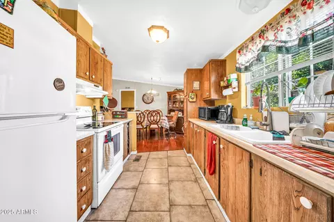 2510 E Utopia Rd, Phoenix, AZ 85050 photo 16