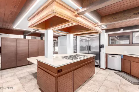 Kitchen - 5275 N Camelhead Rd, Phoenix, AZ 85018 photo 3 of 3