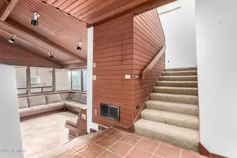 Entry Way - 5275 N Camelhead Rd, Phoenix, AZ 85018 photo 2 of 3