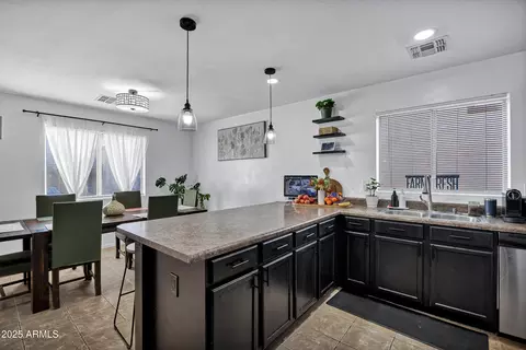 Kitchen - 2119 W Central Ave, Coolidge, AZ 85128 photo 4 of 4