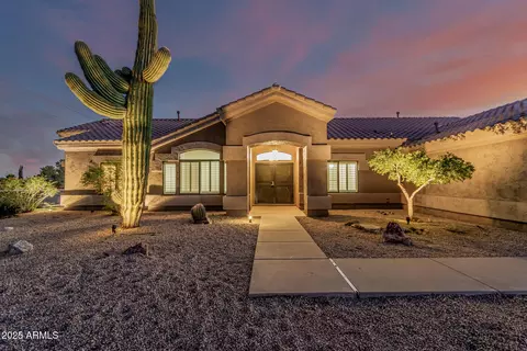 Exterior - 513 E Jordon Ln, Phoenix, AZ 85086 photo 3 of 4