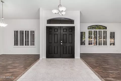 Entry Way - 513 E Jordon Ln, Phoenix, AZ 85086 photo 1 of 1