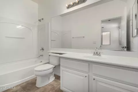 Bath - 10134 E Isabella Ave, Mesa, AZ 85209 photo 3 of 3