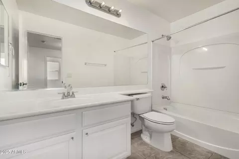 Bath - 10134 E Isabella Ave, Mesa, AZ 85209 photo 2 of 3