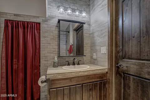 Bath - 1103 E Ranch Rd, Payson, AZ 85541 photo 6 of 7