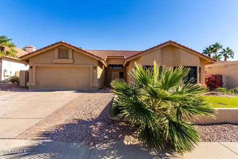 13613 S 37th St, Phoenix, AZ 85044
