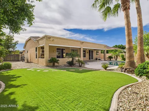 Exterior - 3122 E Cotton Ln, Gilbert, AZ 85234 photo 8 of 10