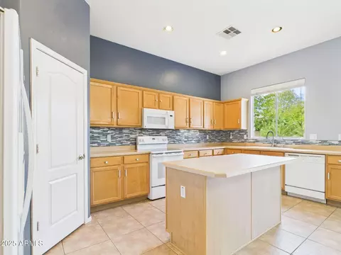 Kitchen - 3122 E Cotton Ln, Gilbert, AZ 85234 photo 2 of 4