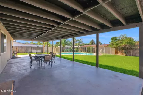 Exterior - 17634 N 18th Dr, Phoenix, AZ 85023 photo 2 of 11