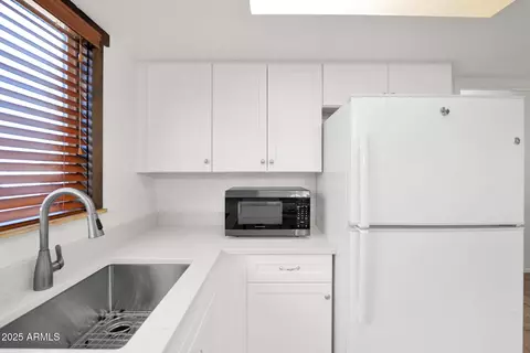 Kitchen - 17634 N 18th Dr, Phoenix, AZ 85023 photo 4 of 4