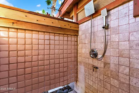 Bath - 4346 E Carol Ann Ln, Phoenix, AZ 85032 photo 6 of 6