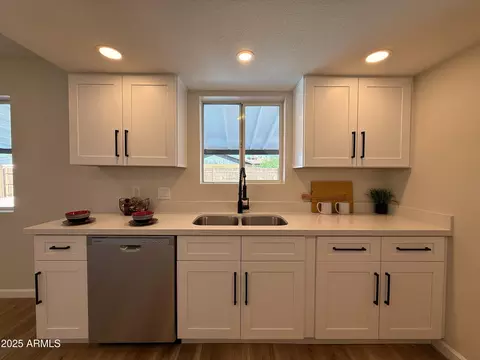 Kitchen - 1714 E Dana Ave, Mesa, AZ 85204 photo 3 of 4