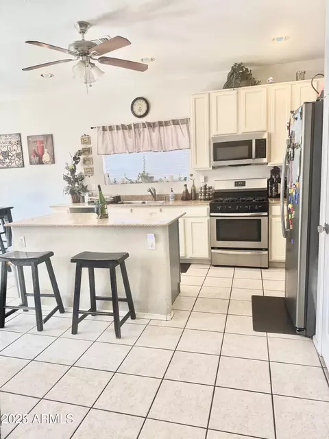 Kitchen - 1309 E Beth Dr, Phoenix, AZ 85042 photo 2 of 2