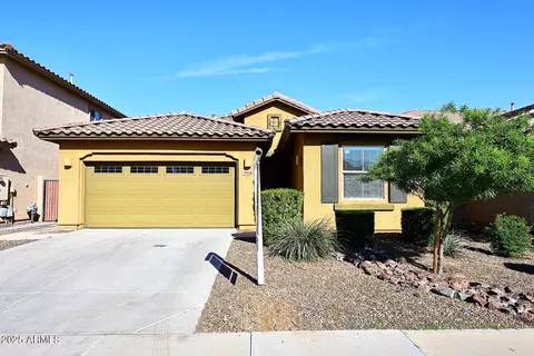 Exterior - 3918 E Narrowleaf Dr, Gilbert, AZ 85298 photo 7 of 8