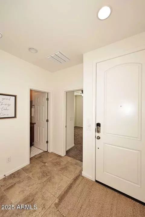 Entry Way - 3918 E Narrowleaf Dr, Gilbert, AZ 85298 photo 2 of 2