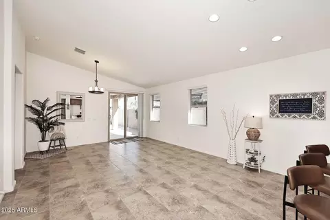 Living - 3918 E Narrowleaf Dr, Gilbert, AZ 85298 photo 1 of 6