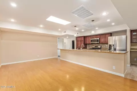 503 E Pebble Beach Dr, Tempe, AZ 85282 photo 9