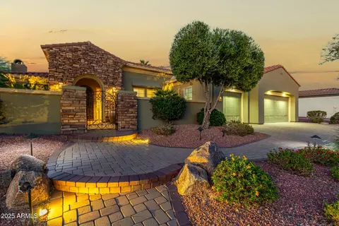 13232 W Los Bancos Dr, Sun City West, AZ 85375