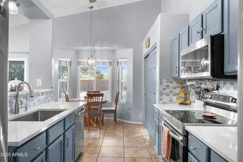 1323 Skyline Ave, Sierra Vista, AZ 85635