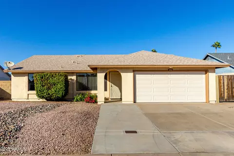 5204 W Diana Ave, Glendale, AZ 85302