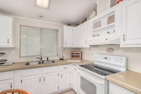 2208 W Baseline Ave #114, Apache Junction, AZ 85120 photo 13