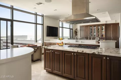 Kitchen - 2211 E Camelback Rd #1203, Phoenix, AZ 85016 photo 2 of 4