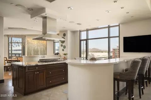 Kitchen - 2211 E Camelback Rd #1203, Phoenix, AZ 85016 photo 3 of 4